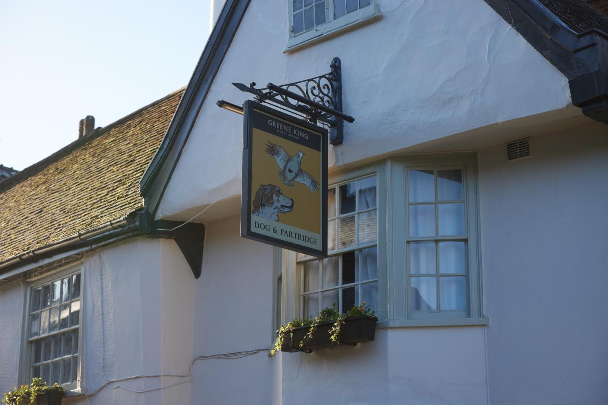 Dog And Partridge By Greene King Inns Bury St. Edmunds Esterno foto