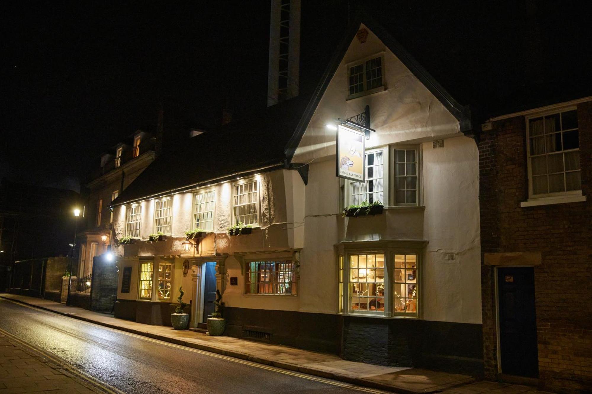 Dog And Partridge By Greene King Inns Bury St. Edmunds Esterno foto